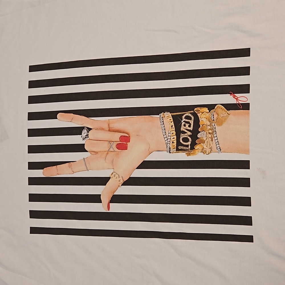 Rock and roll graphic tee woman's jeweled hand XL short sleeve concert festival - Picture 3 of 6